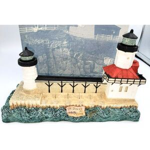 Harbour Lights "St. Joseph" Michigan #411 Lighthouse 1995 signed by Bill Younger